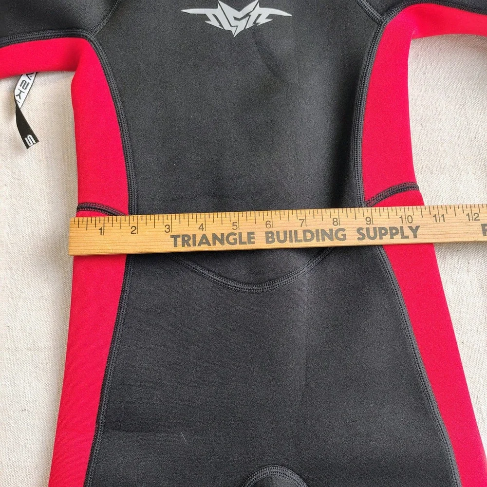 Seaskin Womens SZ 6 Full Body Wetsuit Black Red 3mm Neoprene Surfcore Gorpcore